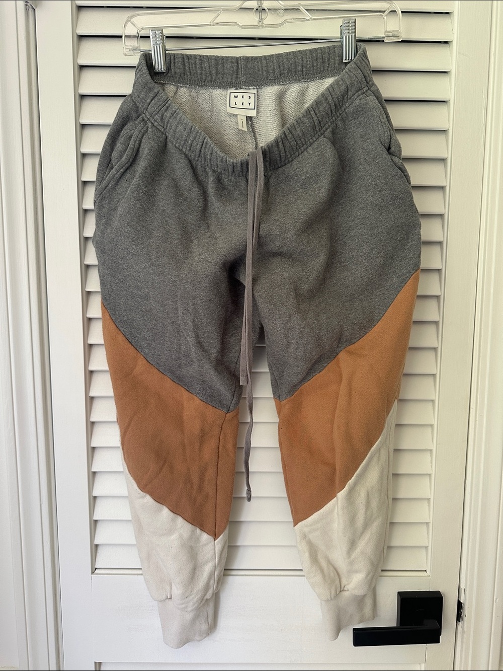 Wesley Colorblock Jogger Pants in Gray, Tan & Cream
